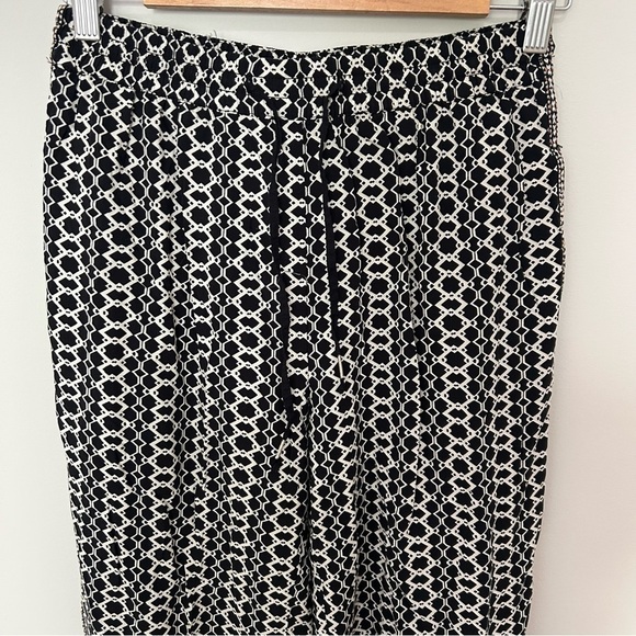 Hei Hei Byrd Anthropologie Black White Geometric Embroidered Tapered Pants Small - Picture 3 of 9